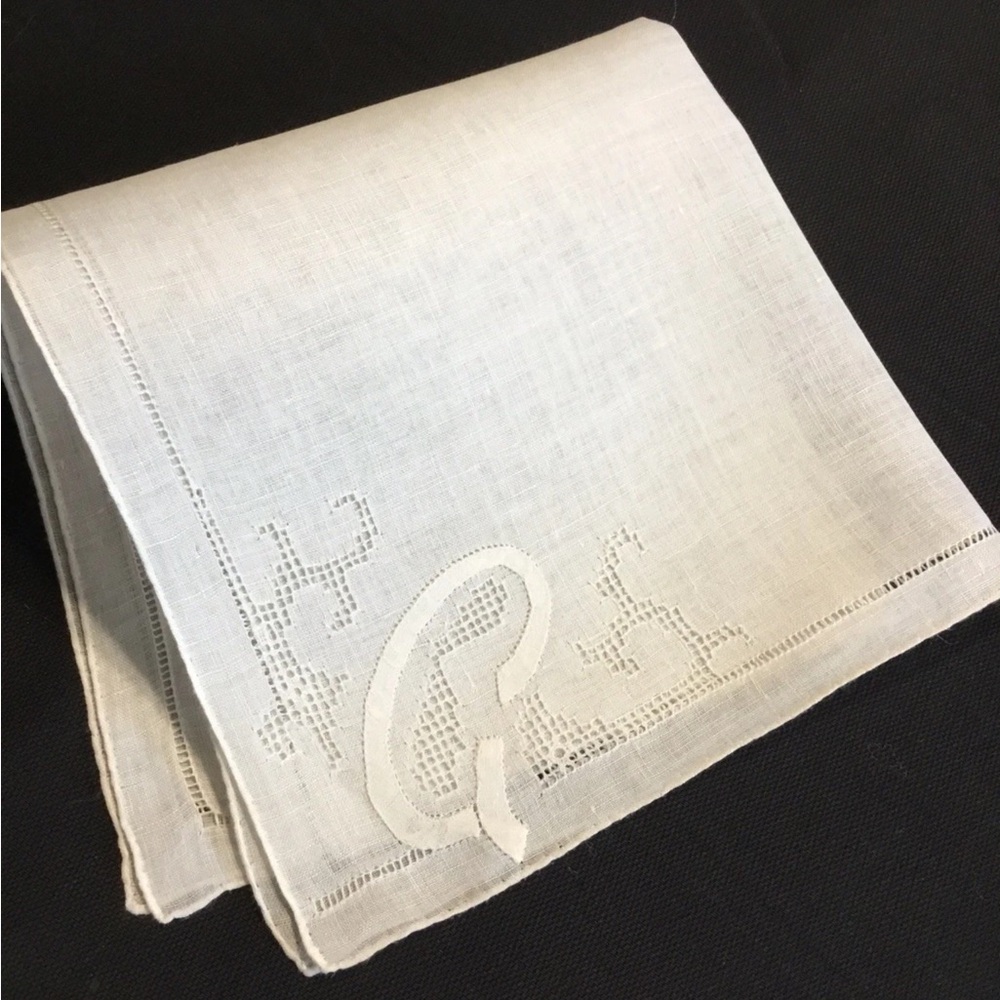 Vintage Punchwork Hankie Handkerchief Linen Monogram C